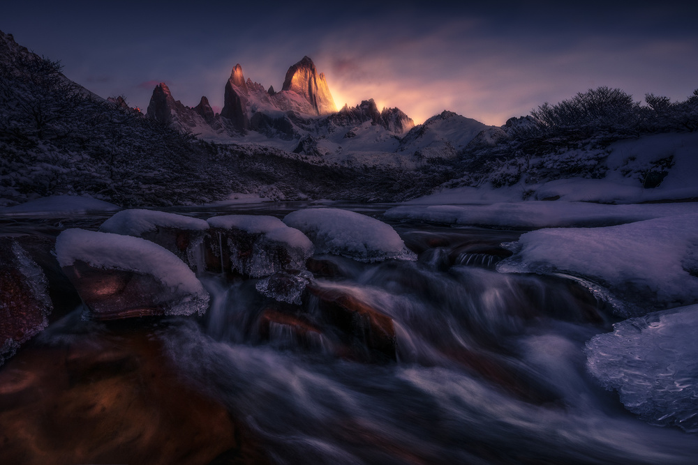 From inside von Simon Roppel