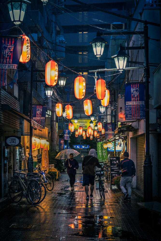 Night  street in tokyo von sirou.minami