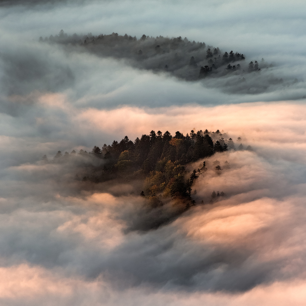 Mystical river. von Slawomir Kowalczyk