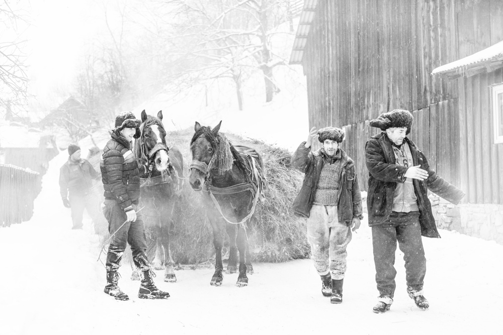 The Winter People von Sorin Onisor