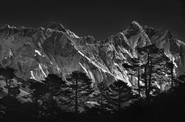 everest view von Sorin Tanase