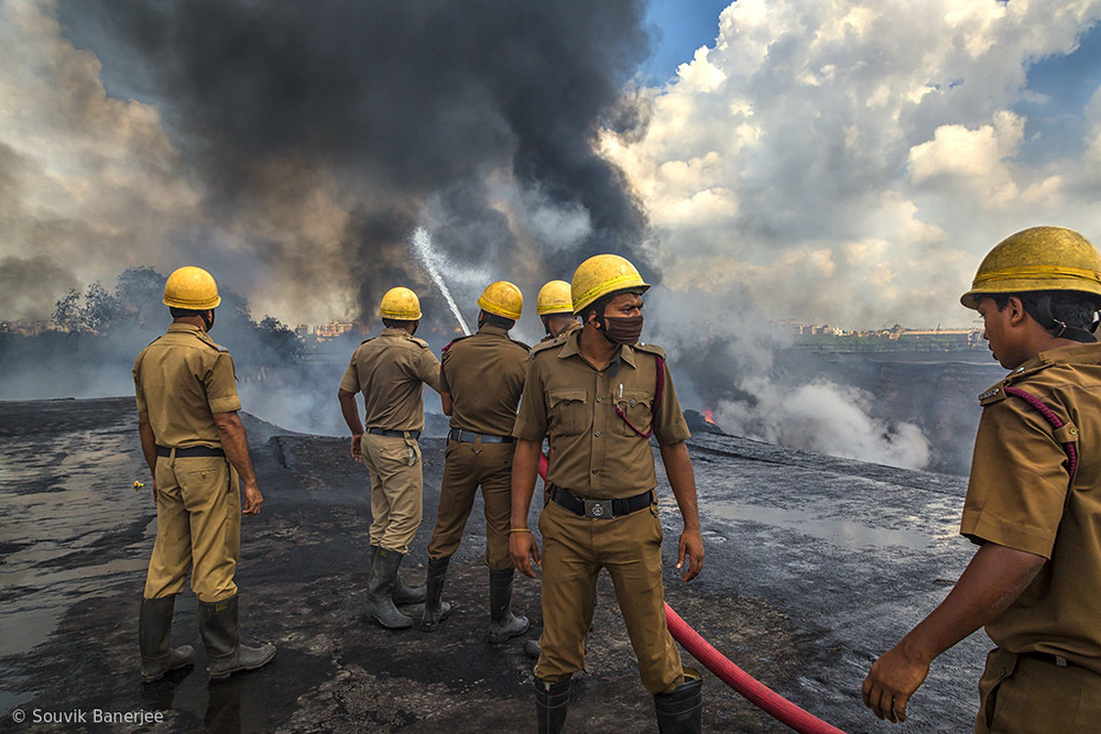 Taming the fire von Souvik Banerjee