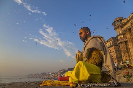 Morning meditation along Ganges