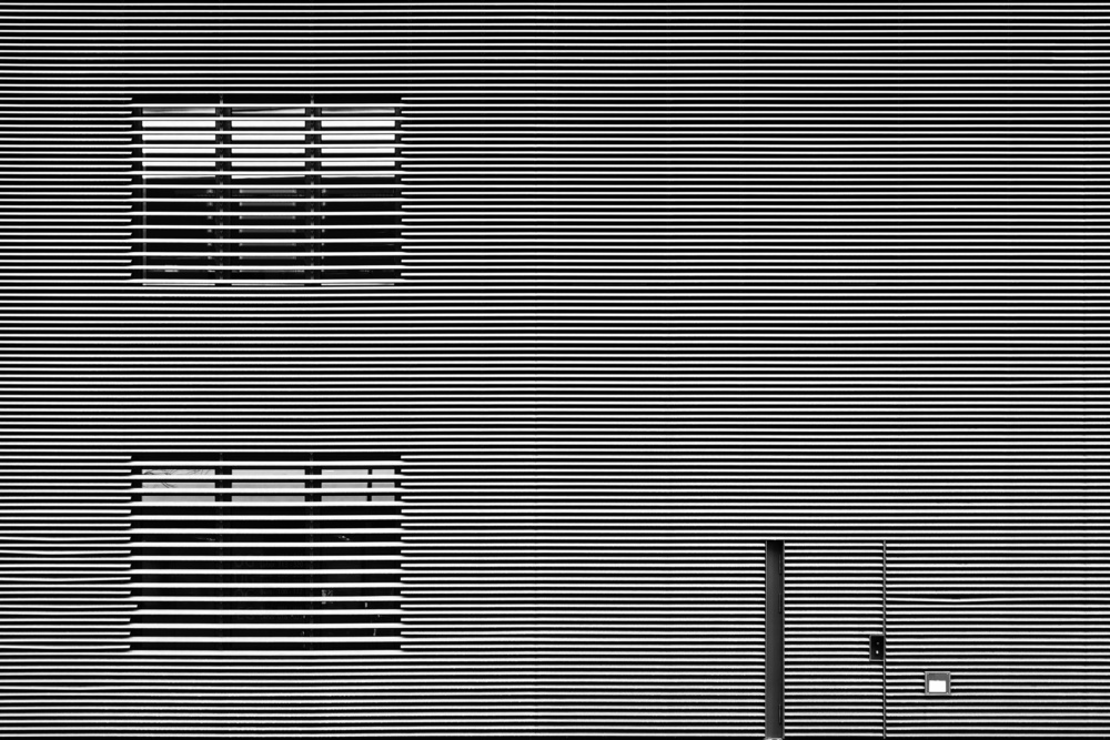 Striped Facade /2 von Steffen Ebert