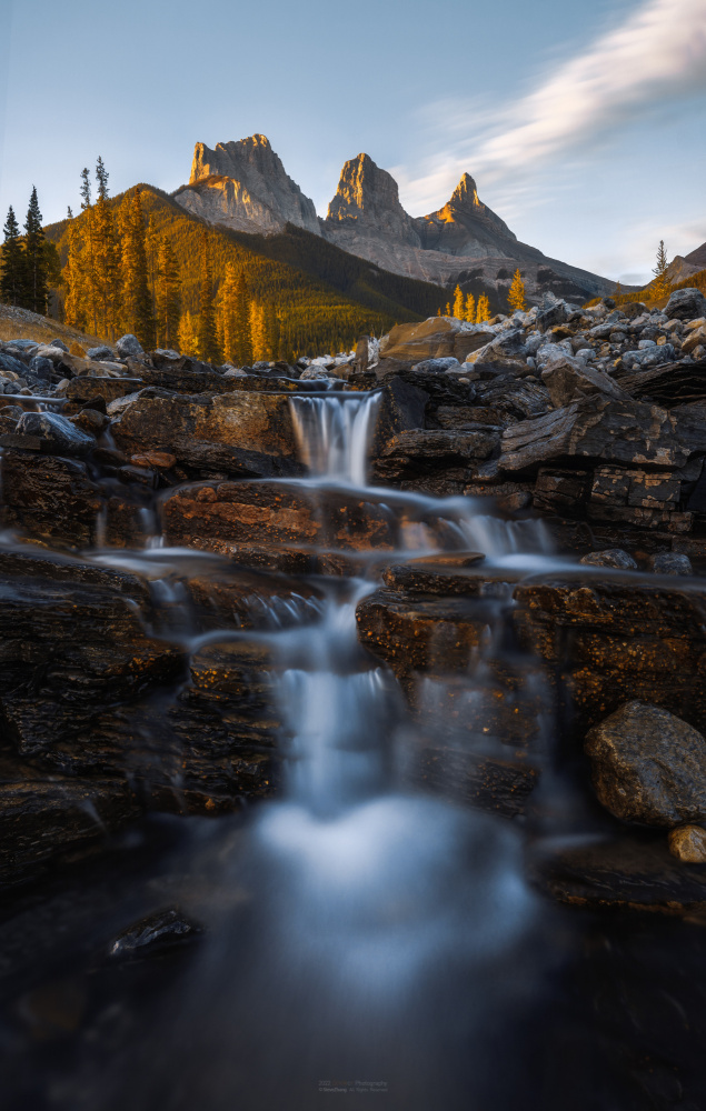 Three Sisters. von Steve Zhang