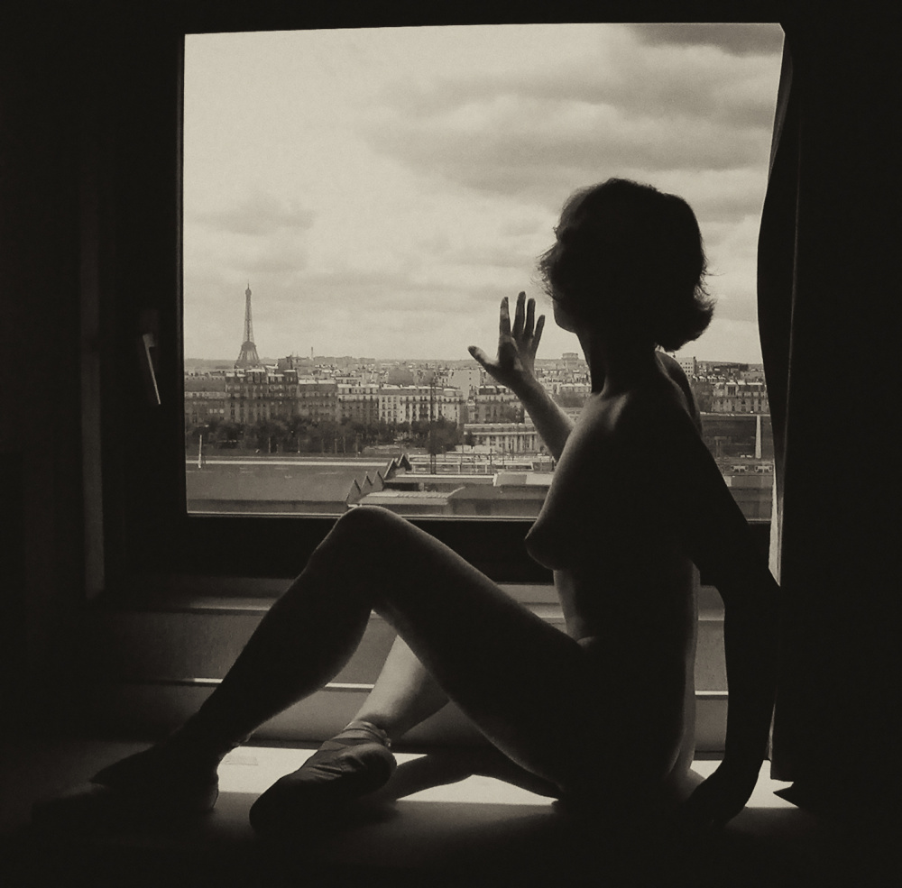 Window to Paris von Strelok