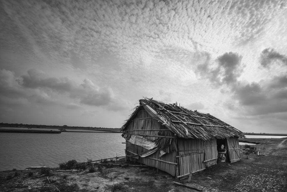 Lone existence von Sudipta Chakraborty