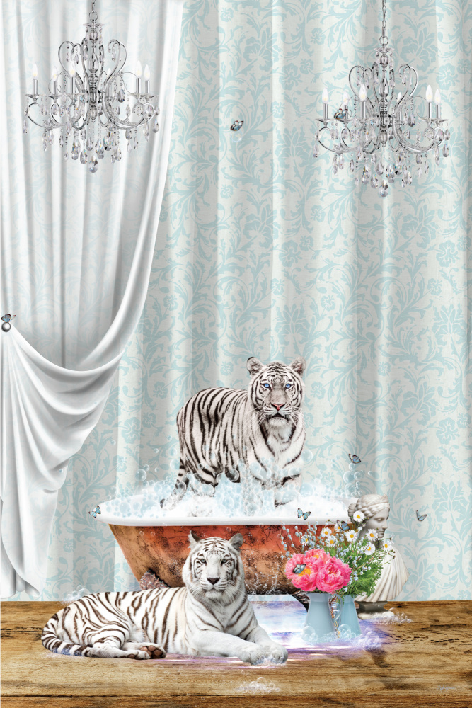 White Tigers &amp; Bubbles von Sue Skellern