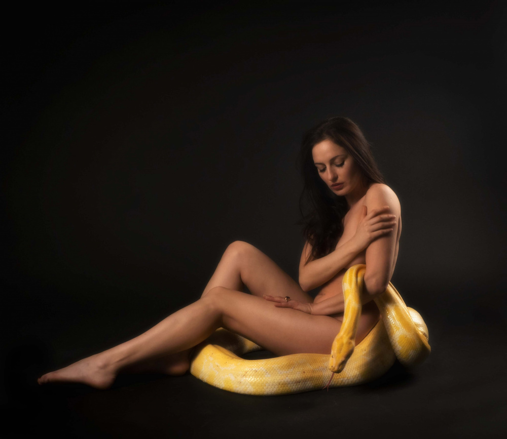 Karina with the snake von Svetlana Kirzh