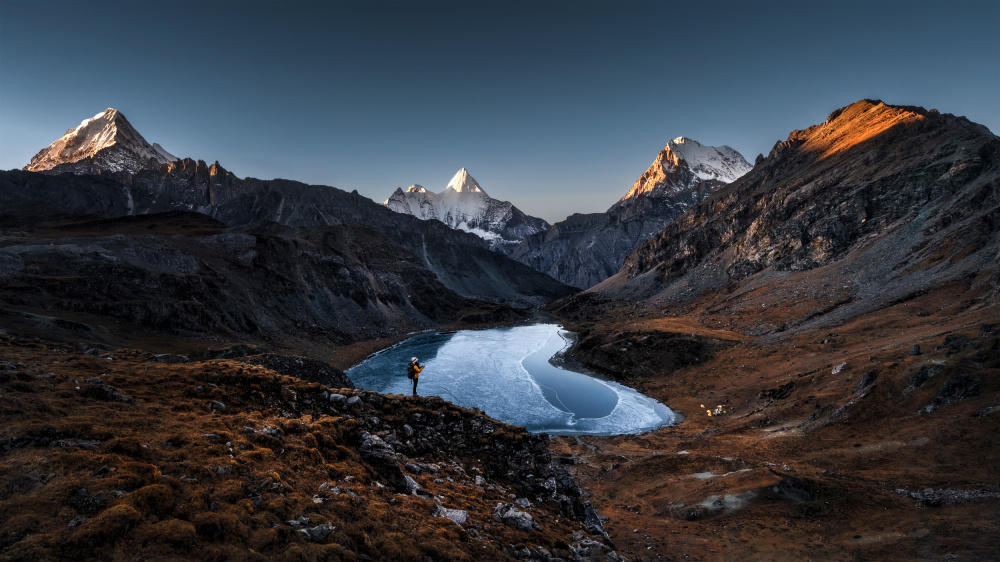 Three Fanitees in Yading von Sylviashen