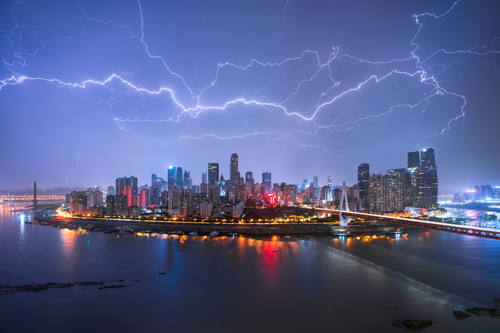 Thunder in peninsula von Tan Zhiwei