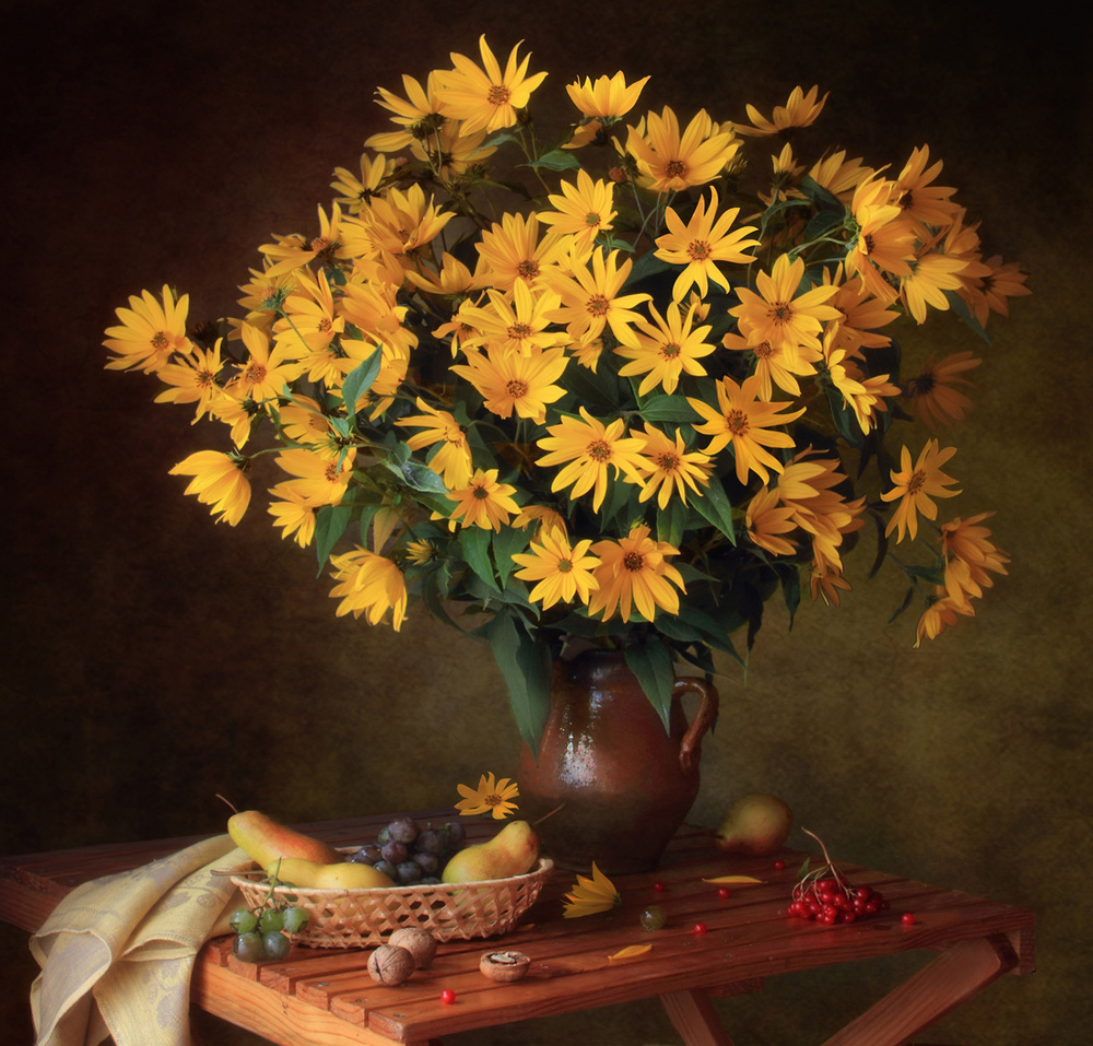 Still life with autumn flowers von Tatyana Skorokhod