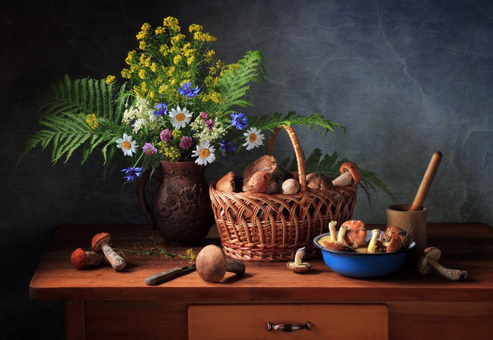 Still life with mushrooms von Tatyana Skorokhod