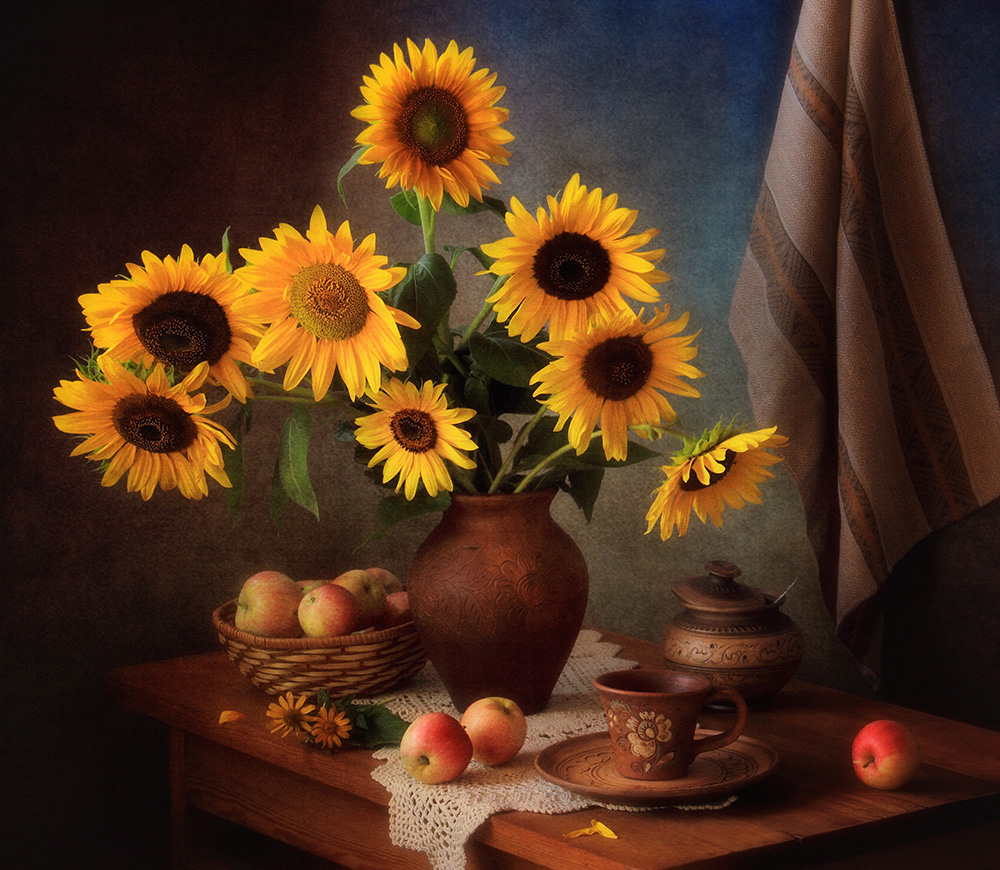 Still life with sunflowers and apples von Tatyana Skorokhod