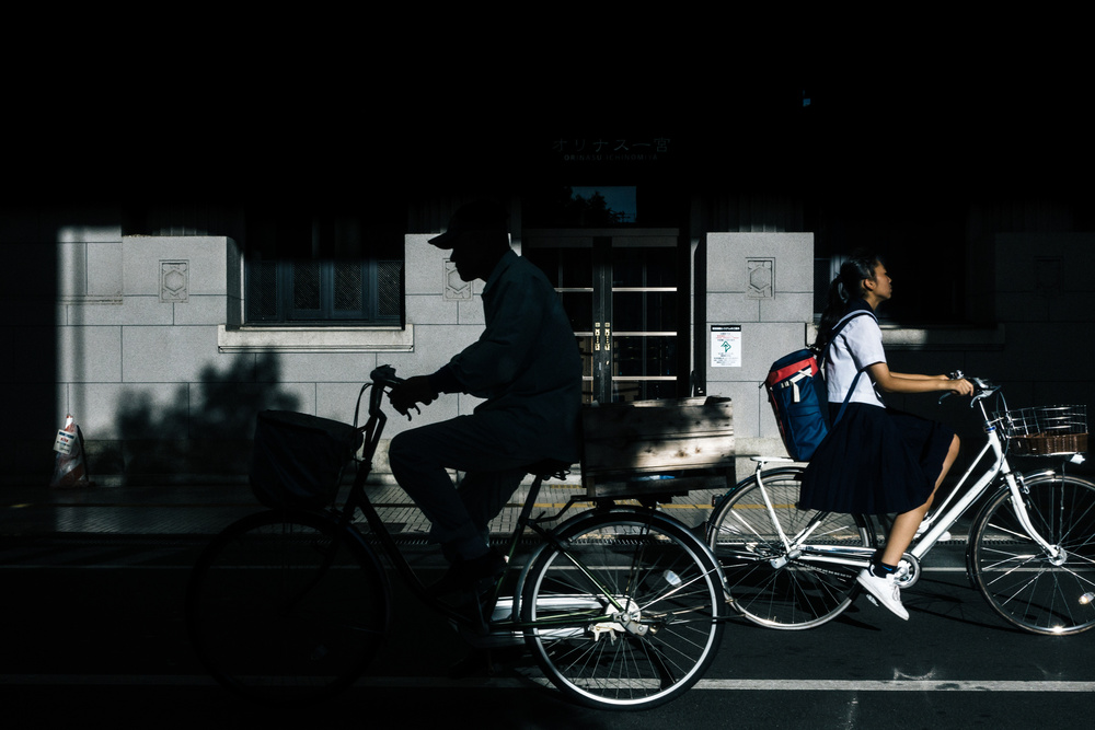 Passing by the shadow von Tetsuya Hashimoto