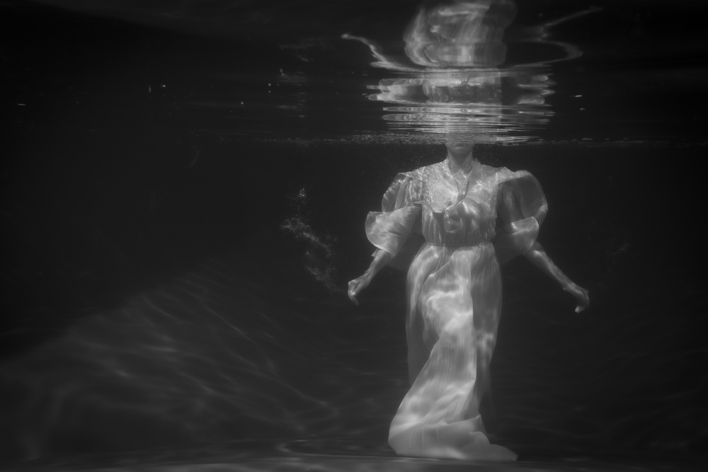 La femme des eaux von Thierry Lagandré (Transgressed Light)