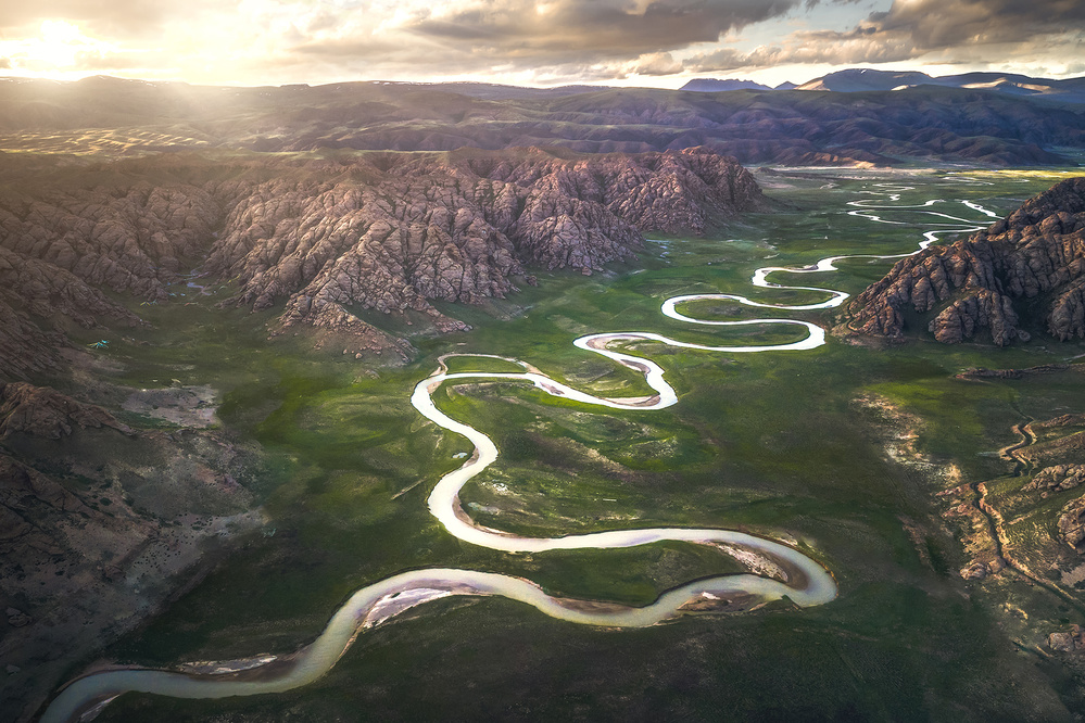 Eighteen Bends of Waterway von TIANQI