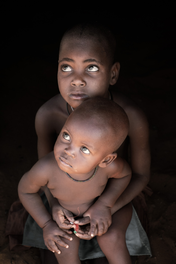 Children of the Himba von Trevor Cole