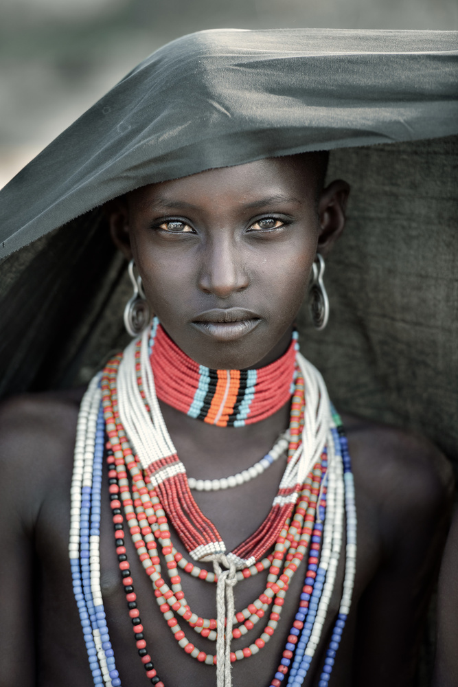 Arbore tribes girl von Trevor Cole