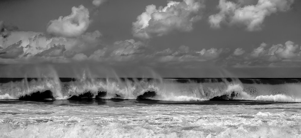 Wave Train von Ugur Erkmen