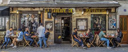 Dans les rues de Paris