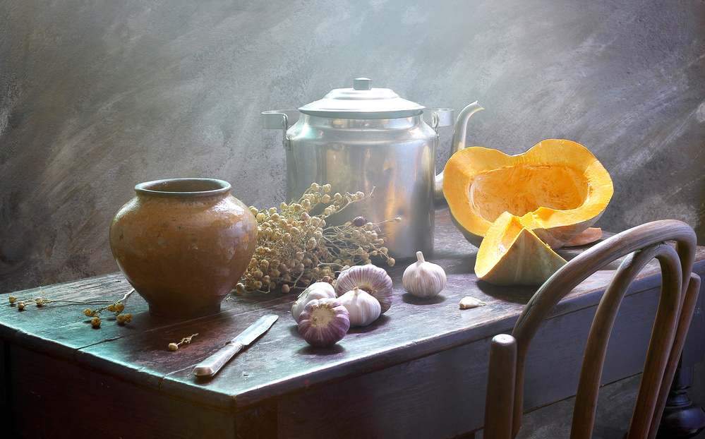 Still Life With Pumpkin von UstinaGreen