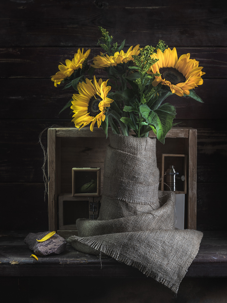 Still-life with sunflowers 1 von Vadim Kulinsky