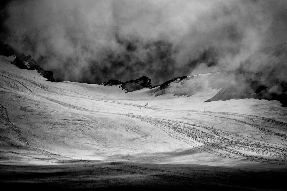 At the foot of Monte Rosa von Vito Guarino