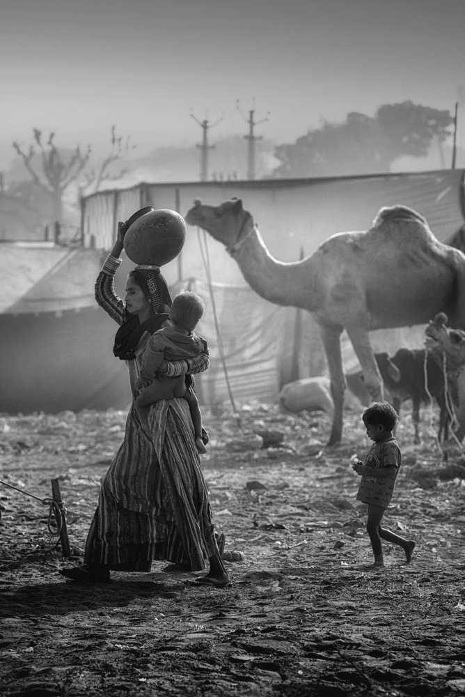 Mother &amp; Child von Vivek Kalla