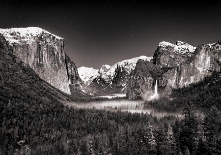 Tunnel View - Yosemite