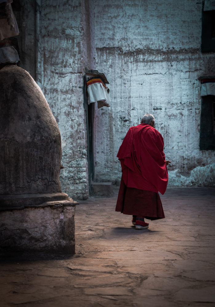 The Monk in Tripadvisor Temple（Tibet） von WangPeng