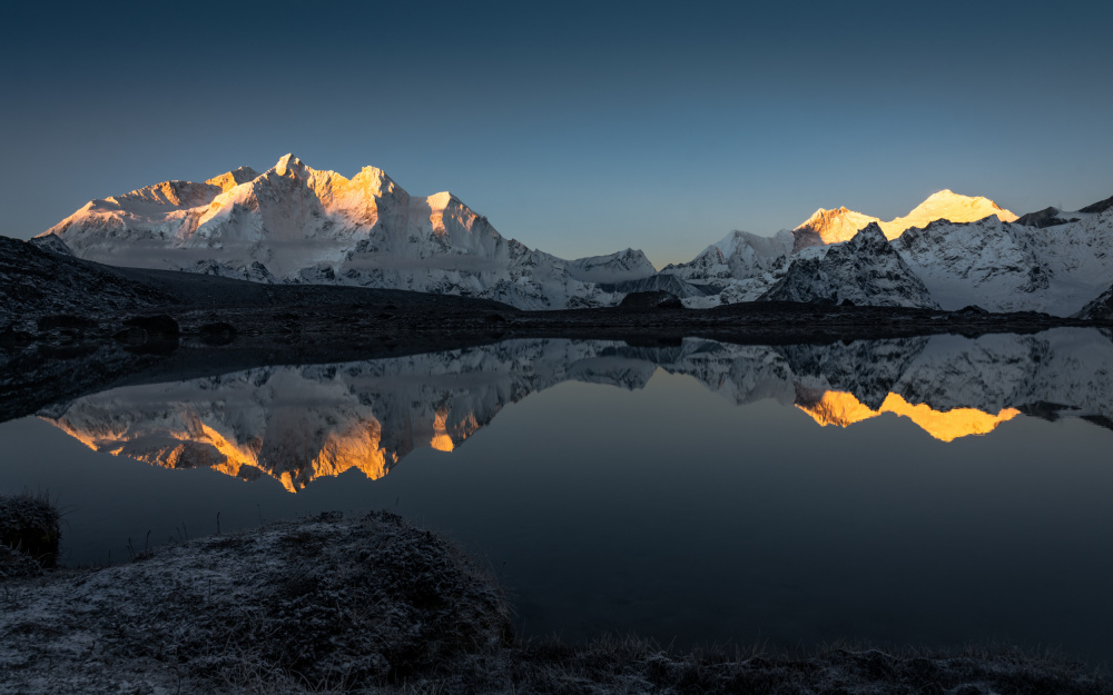 SUNRISE OF HIMALAYANS von WangPeng