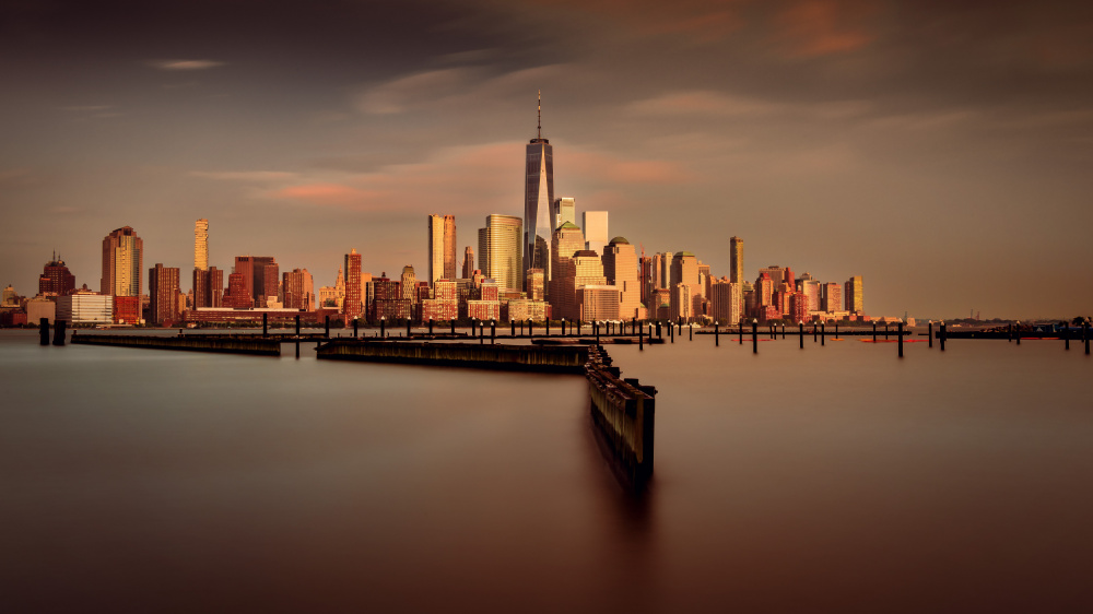 Lower Manhattan Radiance von Wei (David) Dai