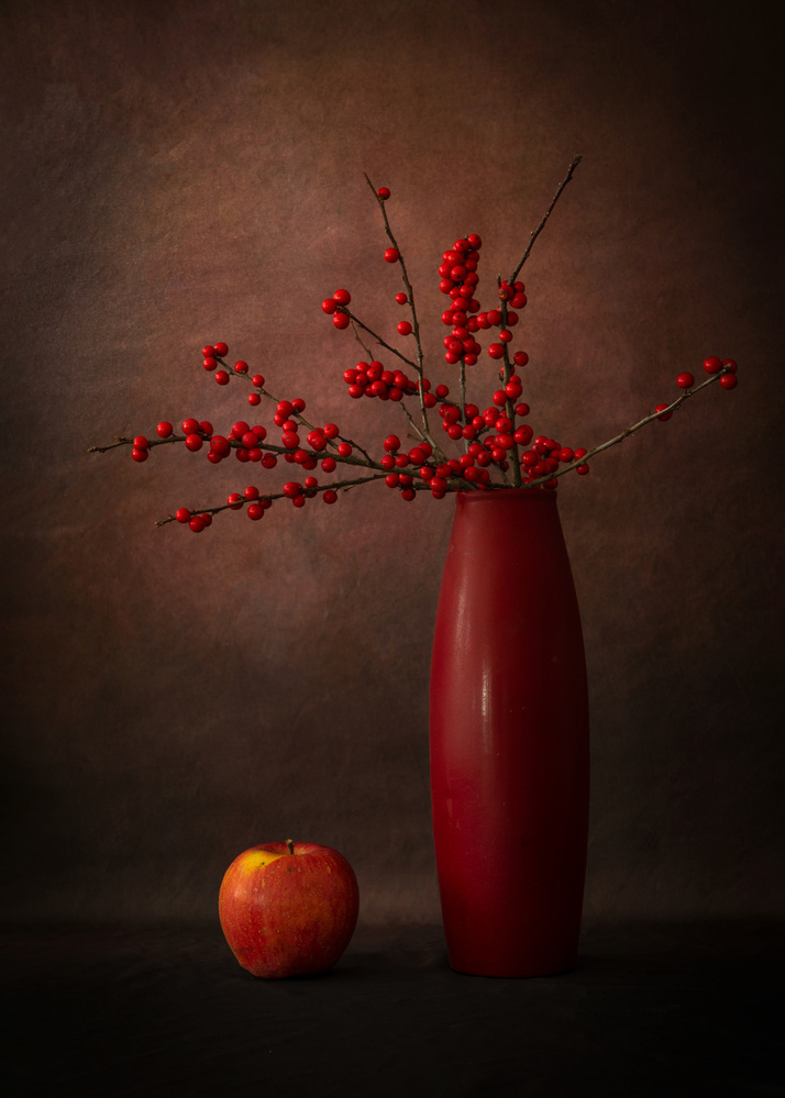 Red berry and apple von Wendy Xu