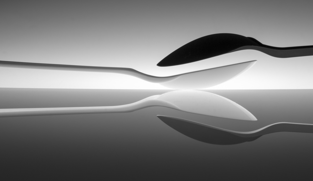 Black and white spoon von Wieteke De Kogel