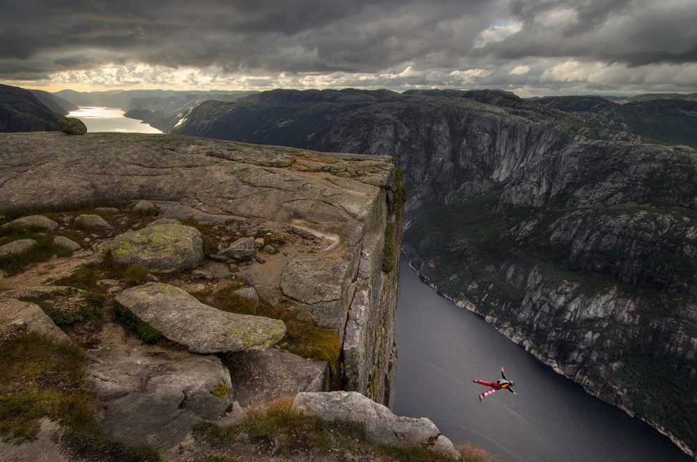 The Jump von Wojciech Kruczynski