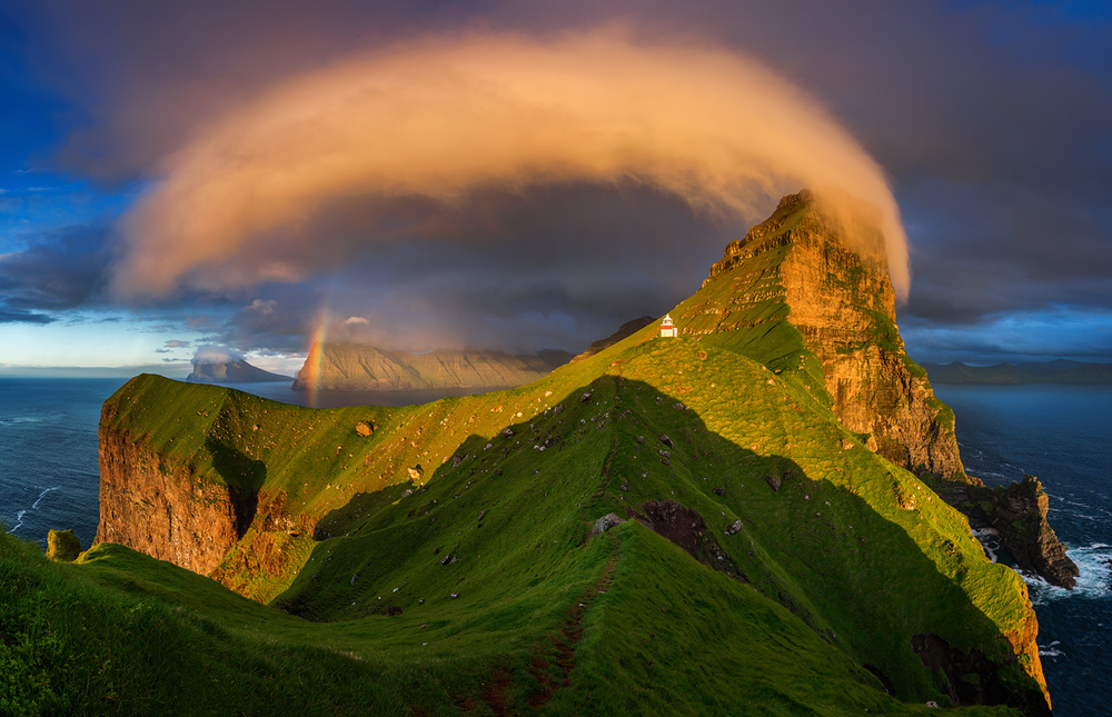 Kallur sunset von Wojciech Kruczynski