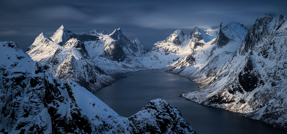 Kjerkfjorden von Wojciech Kruczynski