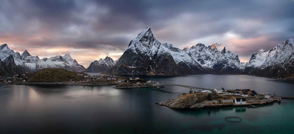 Reinefjorden von Wojciech Kruczynski