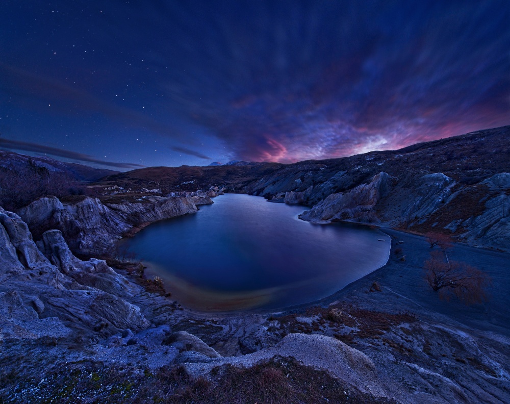 Blue Lake von Yan Zhang