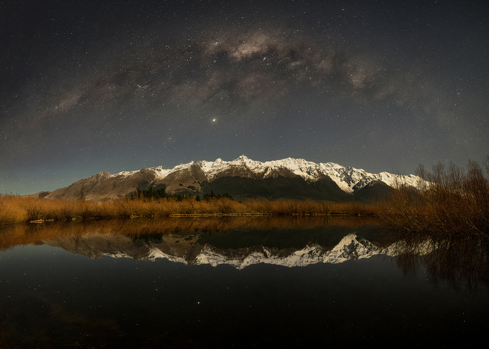 Snow Mountain Under Moonlight von Yan Zhang