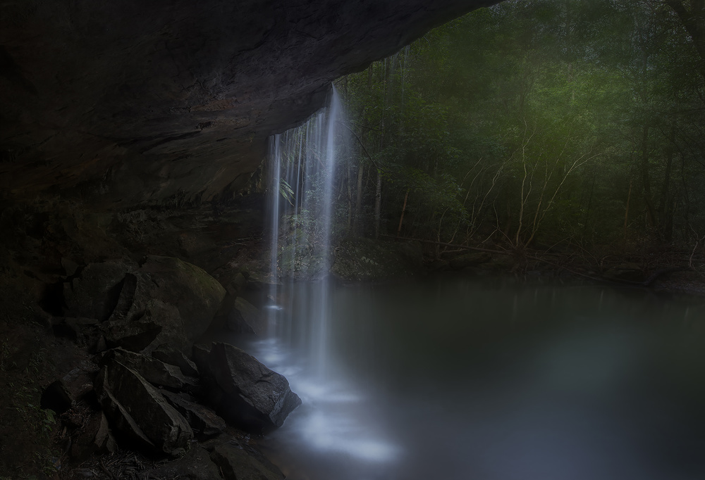 Hidden Waterfalls von Yan Zhang