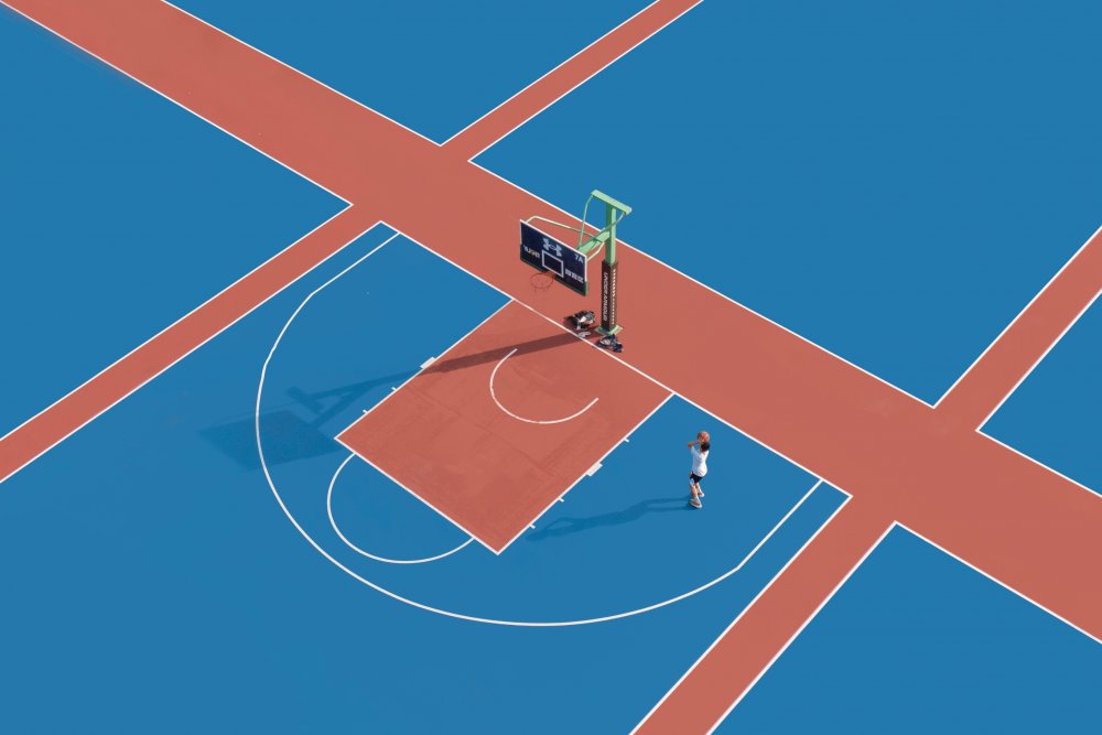 Basketball boy von Yifan Wu