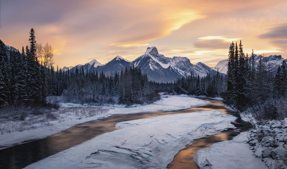 Kananaski River Dawn von Yongnan Li （李永男）