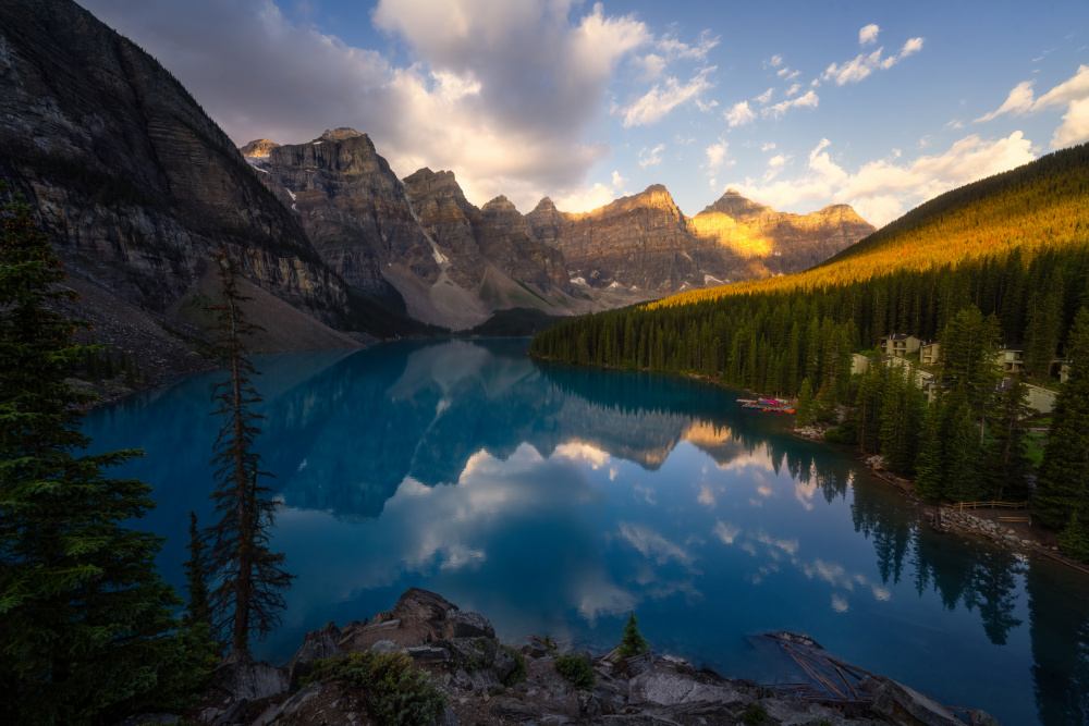 Moraine Lake von Yongnan Li （李永男）