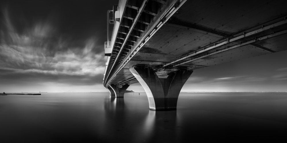 The Aqua Line von Yoshihiko Wada