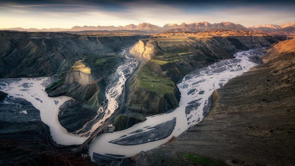 Anjihai Grand Canyon with Light and Shadow von Yuan Cui