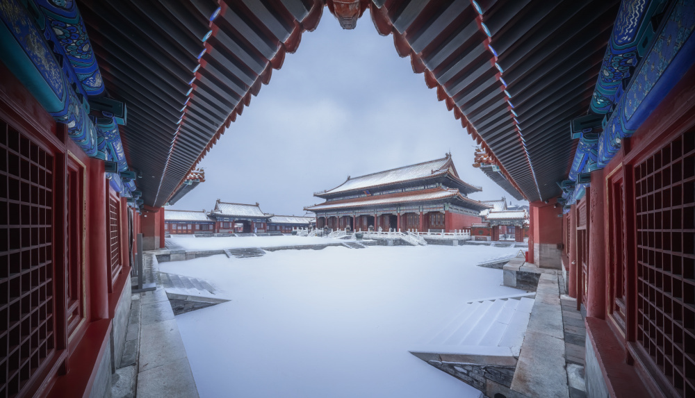 Cining palace in the frame von Yuan Cui