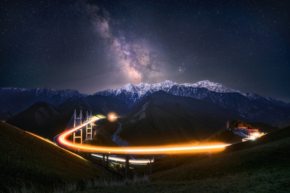 When the stars fall into the mountains von Yuan Cui