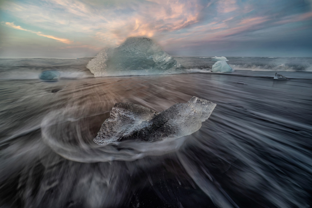 Ice and water von Yuan Su